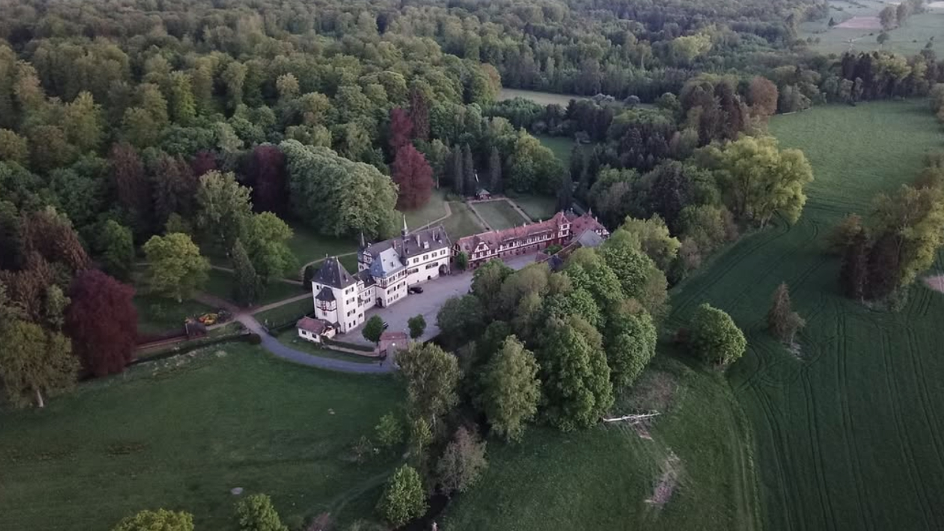 Schloss Plausdorf Film Location